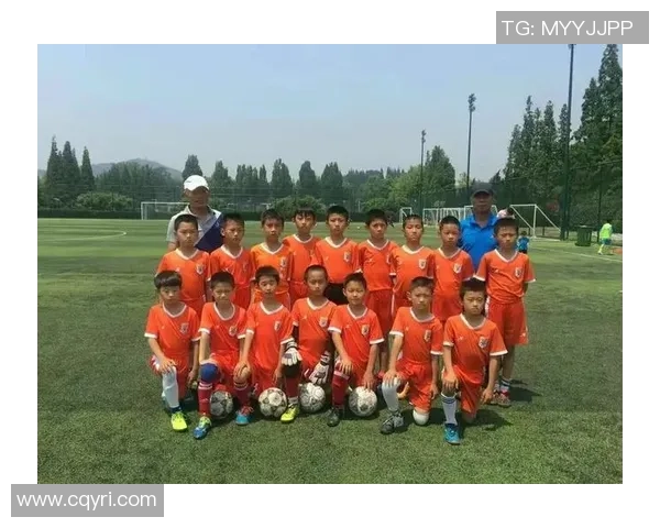 足球明星的小名字背后的故事与他们的成长历程揭秘