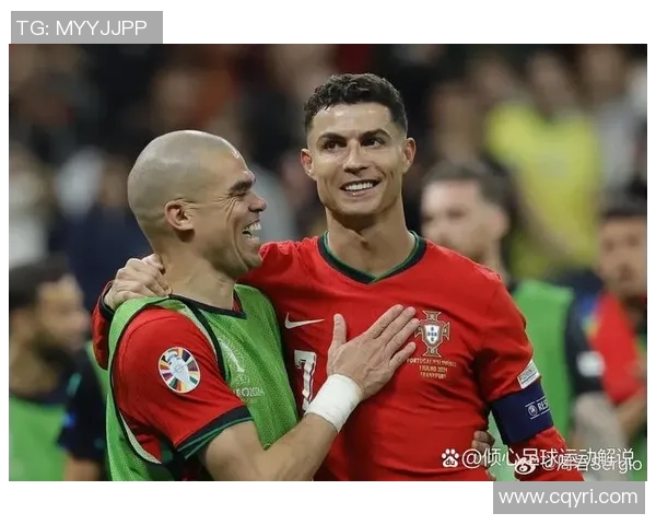 足球明星齐聚擂台展开激烈对决精彩视频带你领略球场之外的热血战斗 足球明星齐聚擂台展开激烈对决精彩视频带你领略球场之外的热血战斗